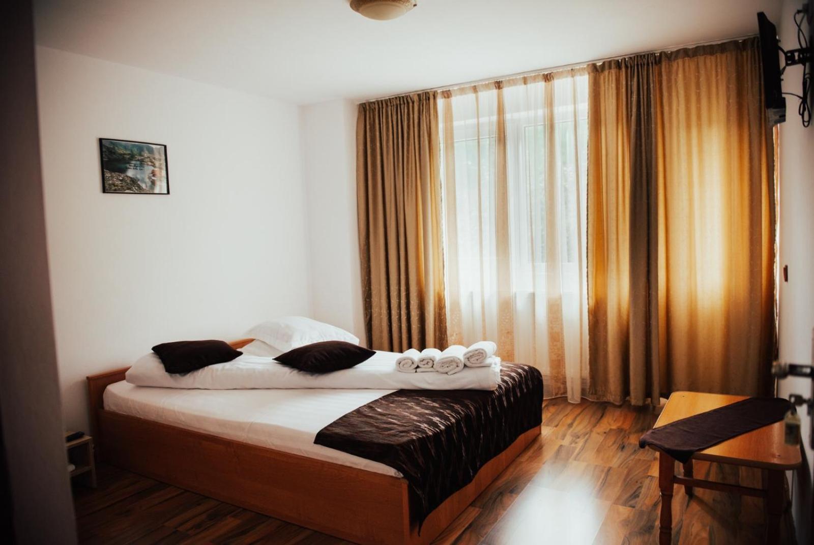 Popasul Drumetului Transfagarasan Hotel Curtea de Argeş Стая снимка